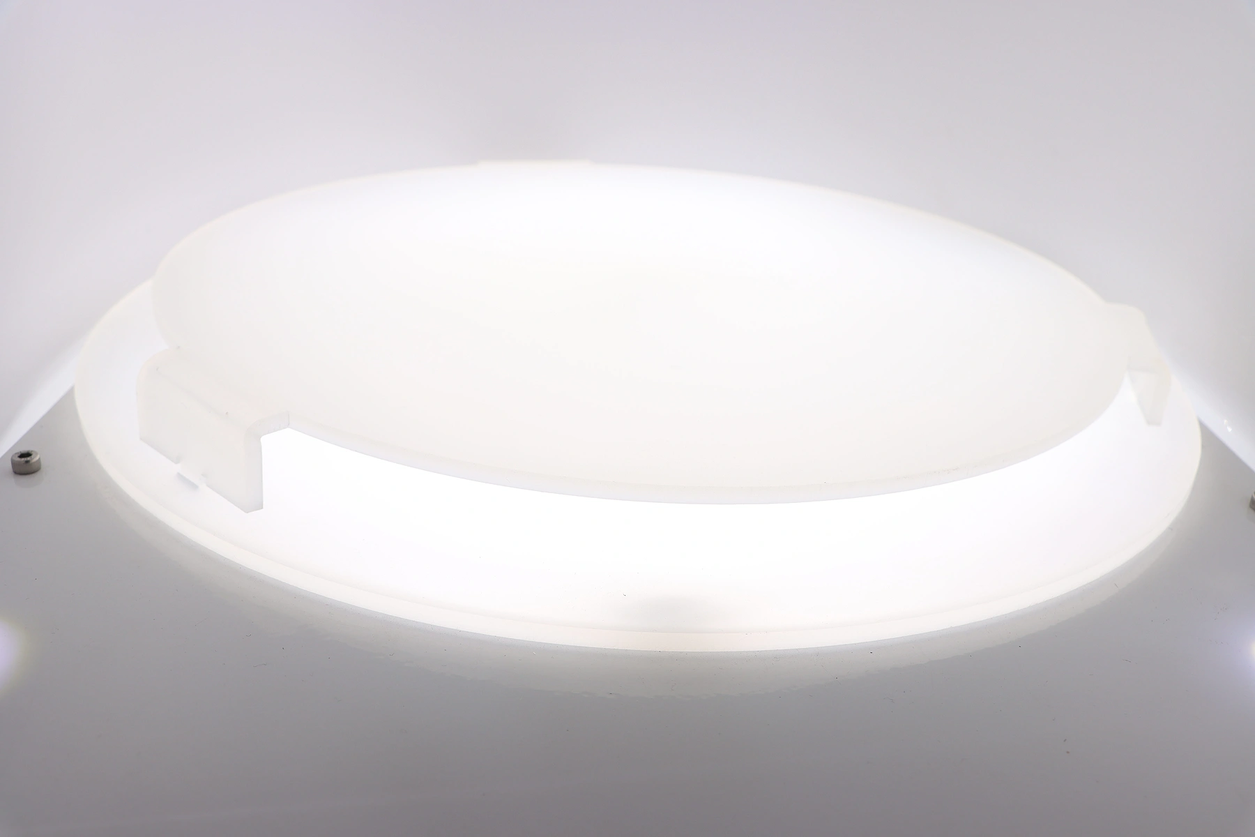 Backlighted Bottom Turntable